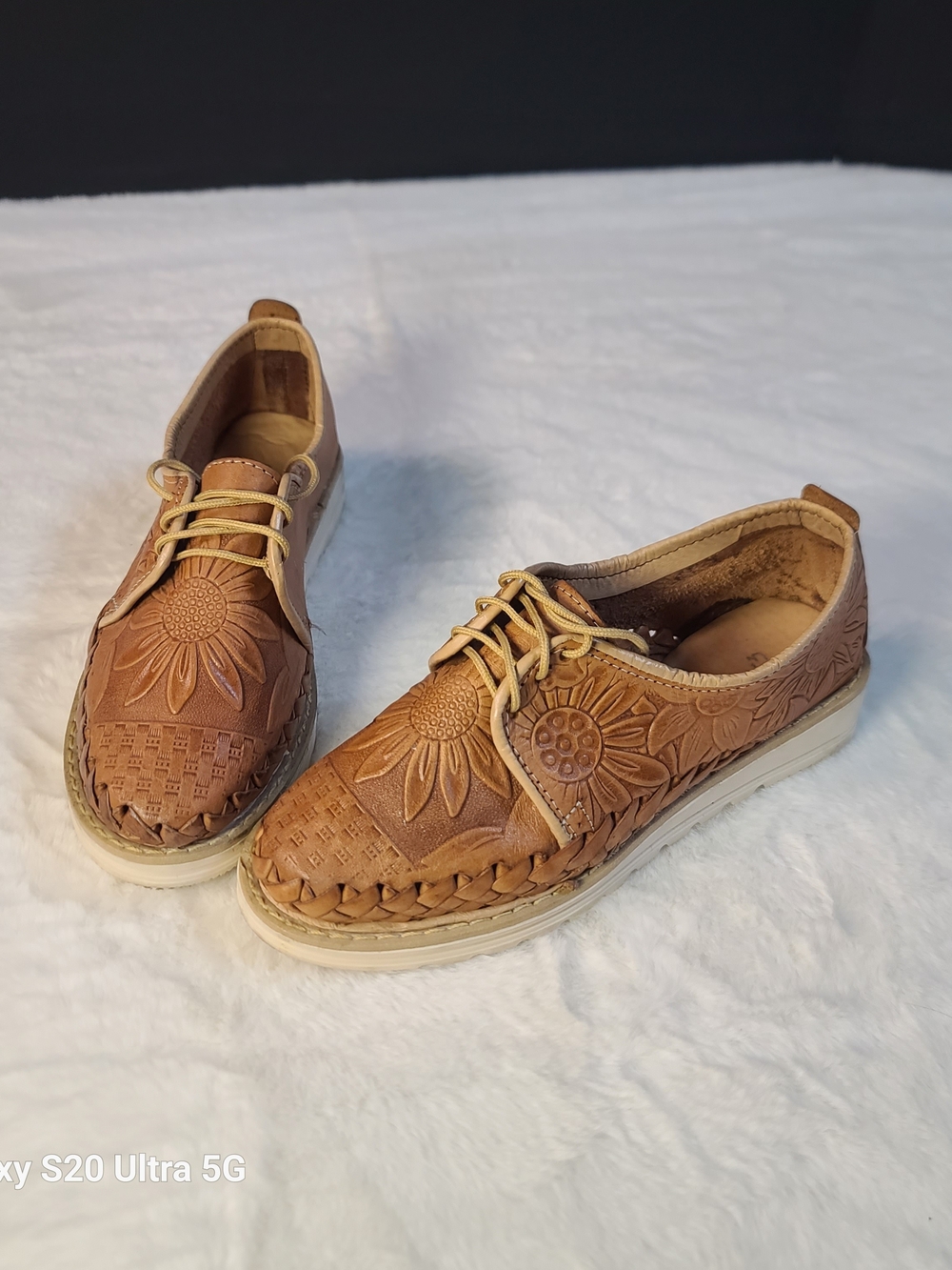 Women's Tan Floral Tooled Leather Lace-Up Flats